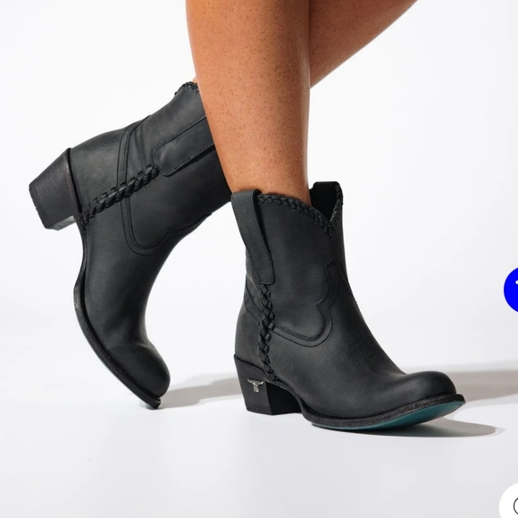 Lane Plain Jane Boot - Picture 2 of 10